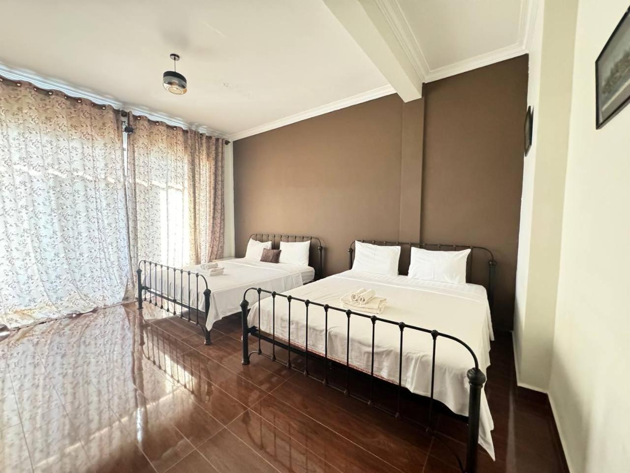 The J Break Boutique Hotel Kampot Exterior foto