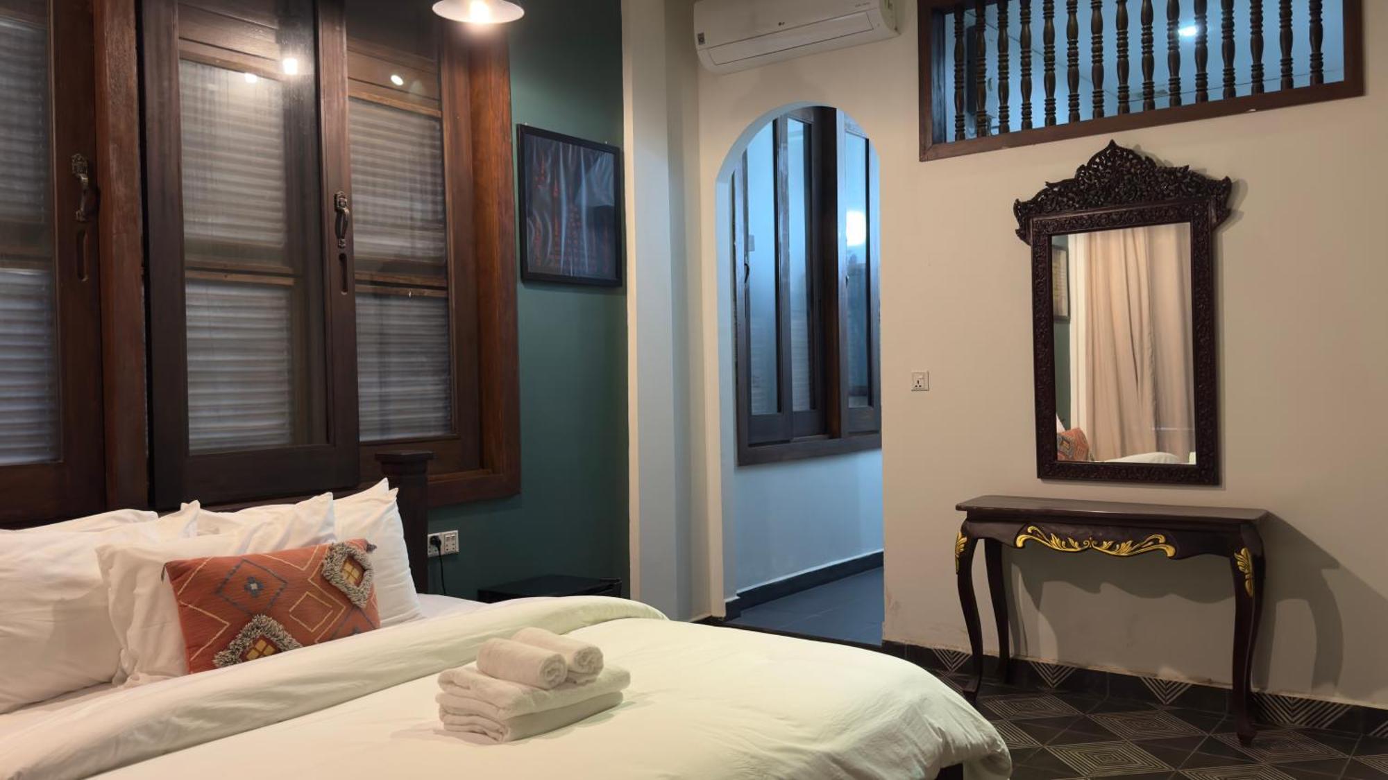 The J Break Boutique Hotel Kampot Exterior foto