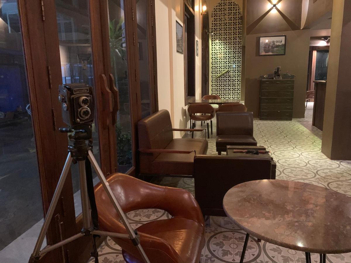 The J Break Boutique Hotel Kampot Exterior foto